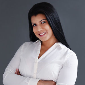 Meet your Posher, Raquel